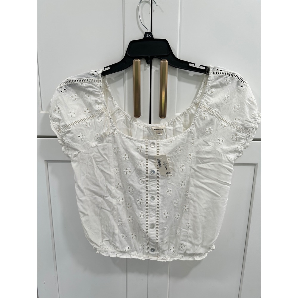 Aeropostale White Eyelet Button Front Crop Top Blouse - Size‎ L